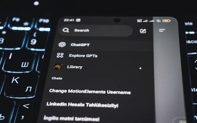 Structured documents and collaboration on a screen